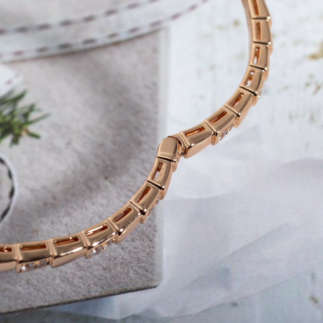 [⭐Glow Muse ]SERPENTI BRACELET PINK GOLD DIAMOND
