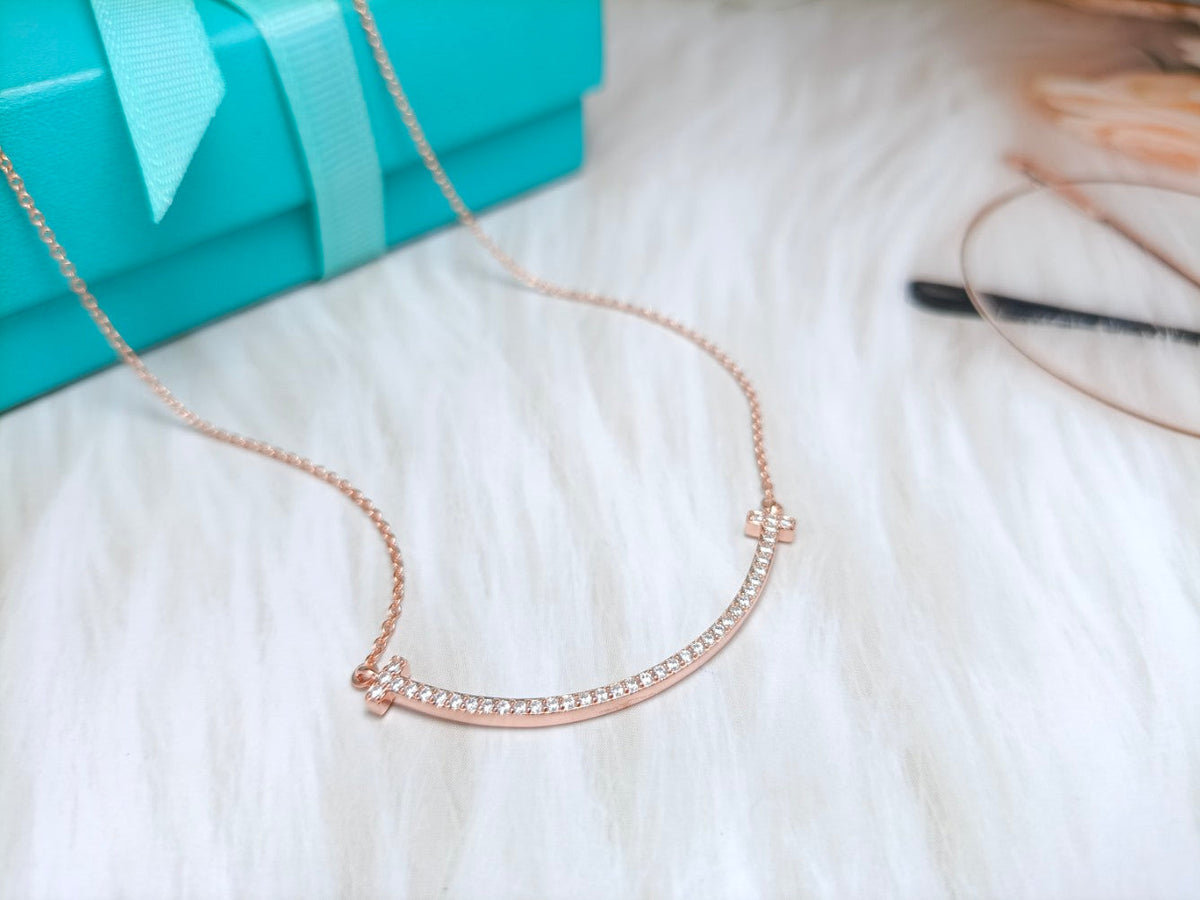 [Glow Muse ]BIG SMILE PEDANT DIAMOND NECKLACE