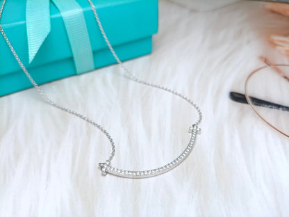 [Glow Muse ]BIG SMILE PEDANT DIAMOND NECKLACE