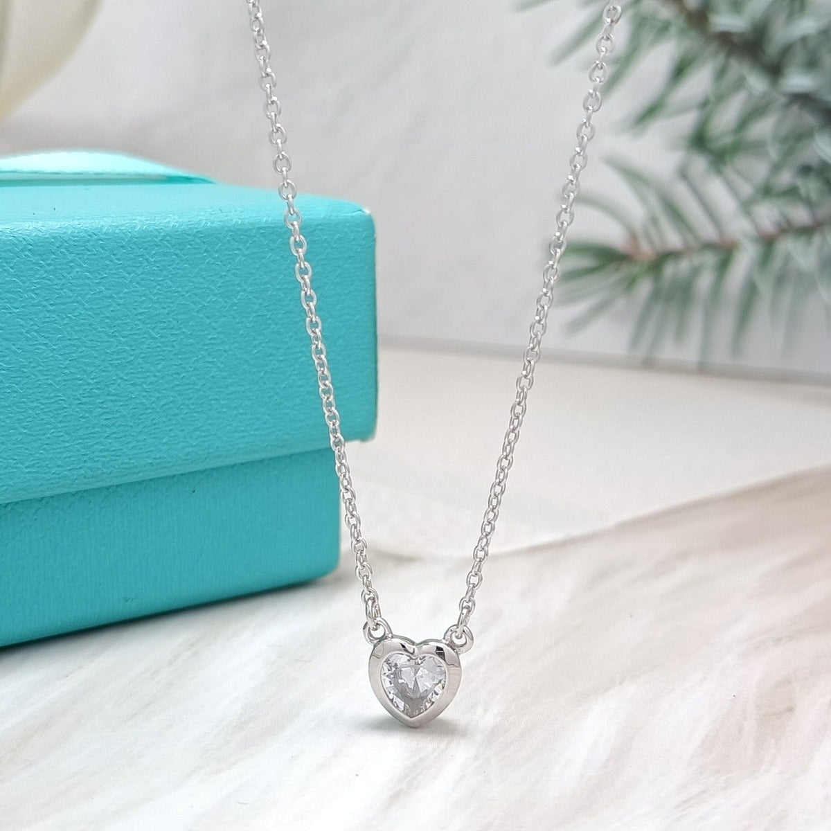 [Glow Muse ]HEART BIG DIAMOND NECKLACE