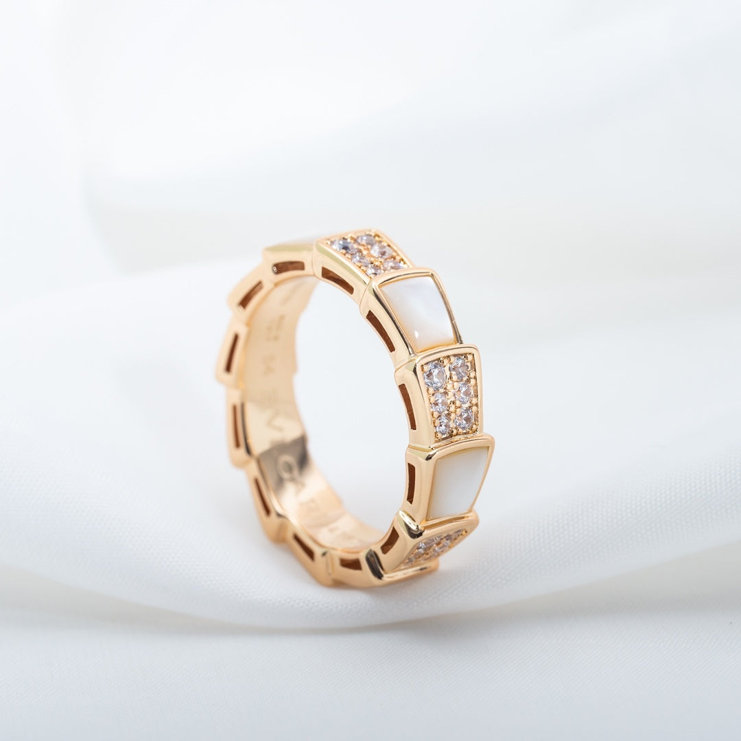 [⭐Glow Muse ]SERPENTI RING PINK GOLD MOP DIAMOND PAVED 4MM