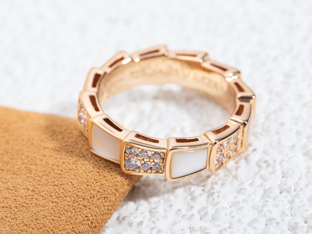 [⭐Glow Muse ]SERPENTI RING PINK GOLD MOP DIAMOND PAVED 4MM