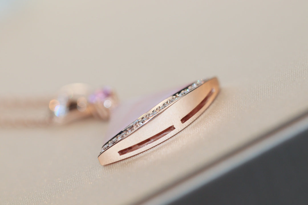 [⭐Glow Muse ]DREAM NECKLACE PINK MOP DIAMOND