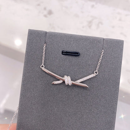 [Glow Muse ]KNOT NECKLACE DIAMONDS