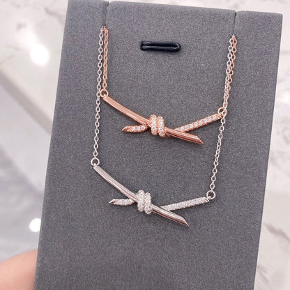 [Glow Muse ]KNOT NECKLACE DIAMONDS