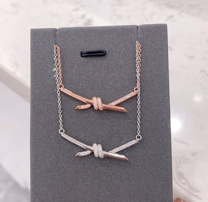 [Glow Muse ]KNOT NECKLACE DIAMONDS
