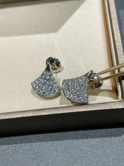 [⭐Glow Muse ]DREAM STUD EARRINGS DIAMOND