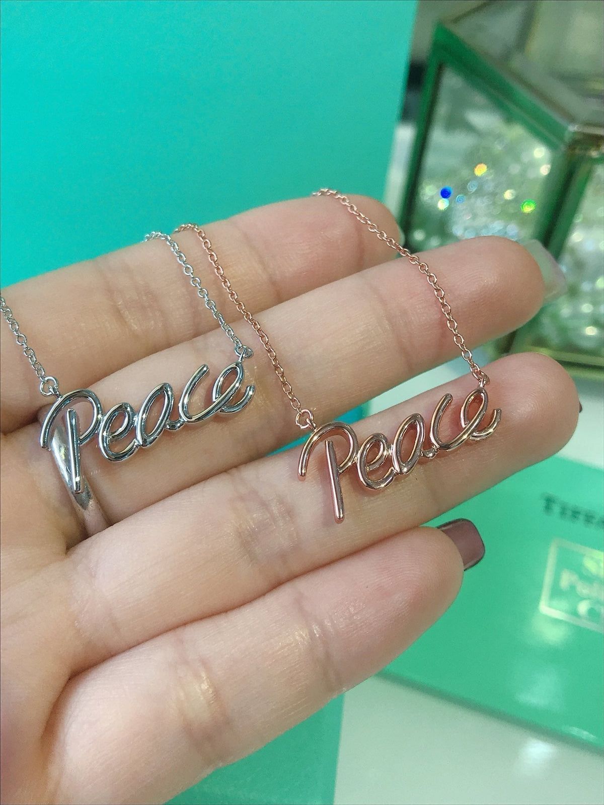 [Glow Muse ]PEACE TEXT PEDANT NECKLACE