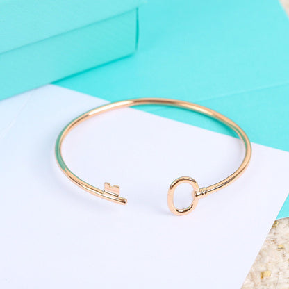[Glow Muse ]KEY WIRE OVAL BRACELET