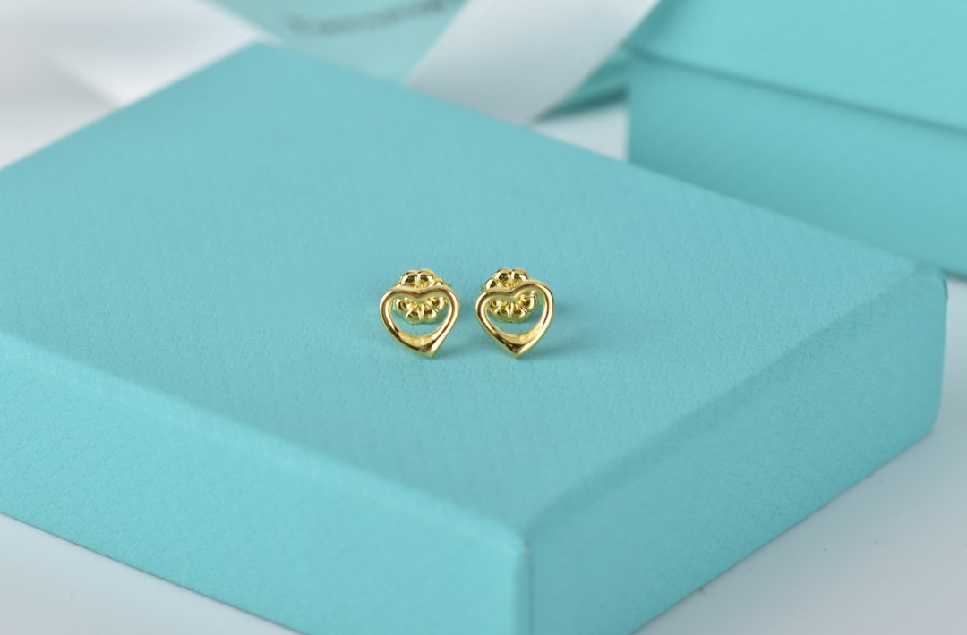 [Glow Muse ]OPEN HEART STUD EARRINGS