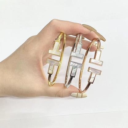 [Glow Muse ]T WIDE MOP OPEN BRACELET