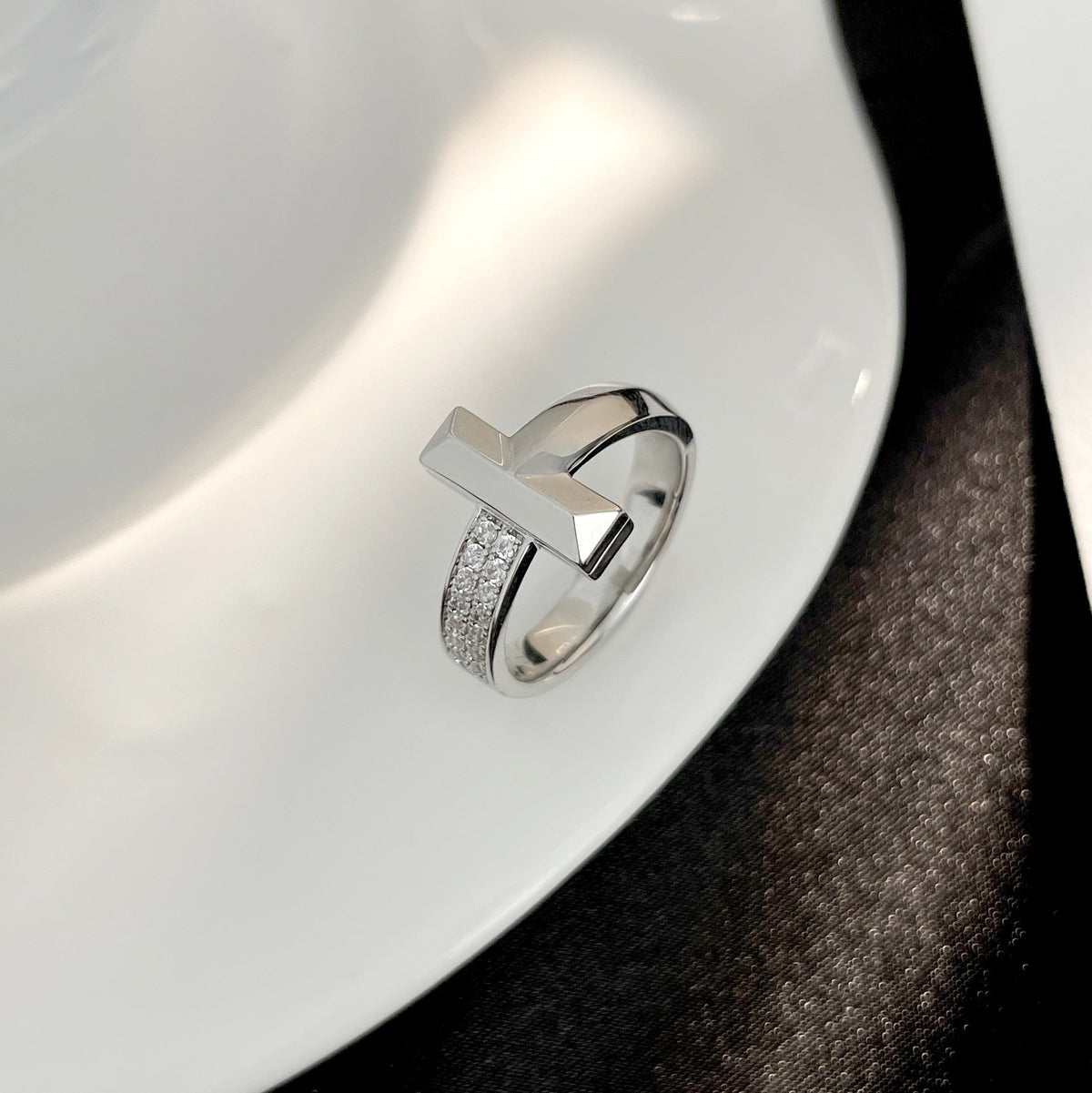 [Glow Muse ]T WIDE DIAMOND RING