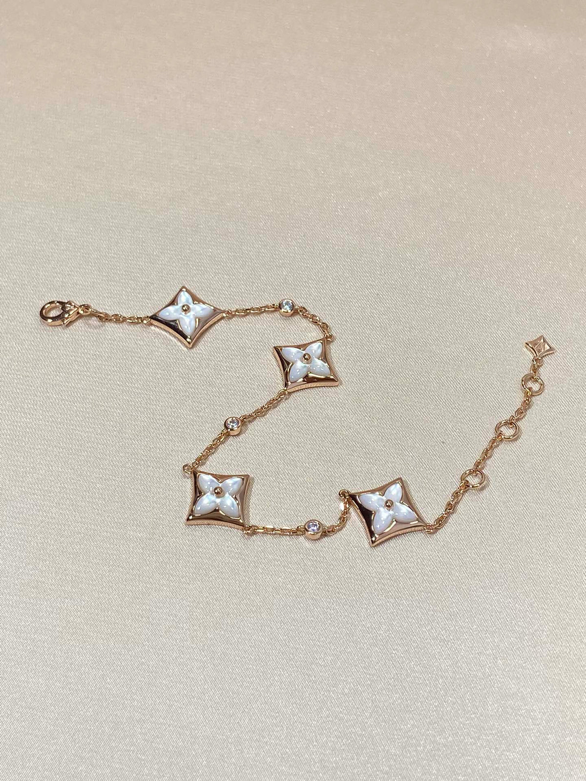 [Glow Muse]STAR 4 MOTIF MOP DIAMOND PINK GOLD BRACELET