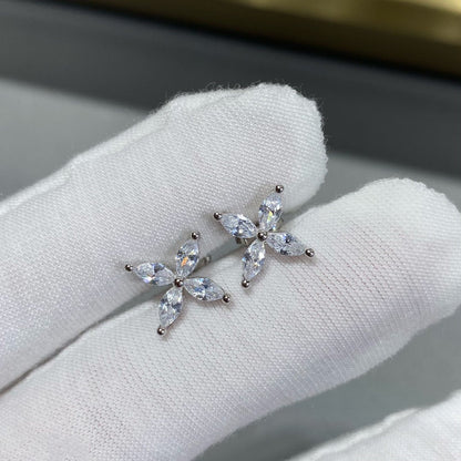 [Glow Muse ]VICTORIA SILVER DIAMOND STUD MINI EARRINGS