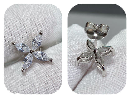 [Glow Muse ]VICTORIA SILVER DIAMOND STUD MINI EARRINGS