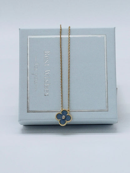 [⭐Glow Muse]Vintage Alhambra Holiday Pendant Necklace