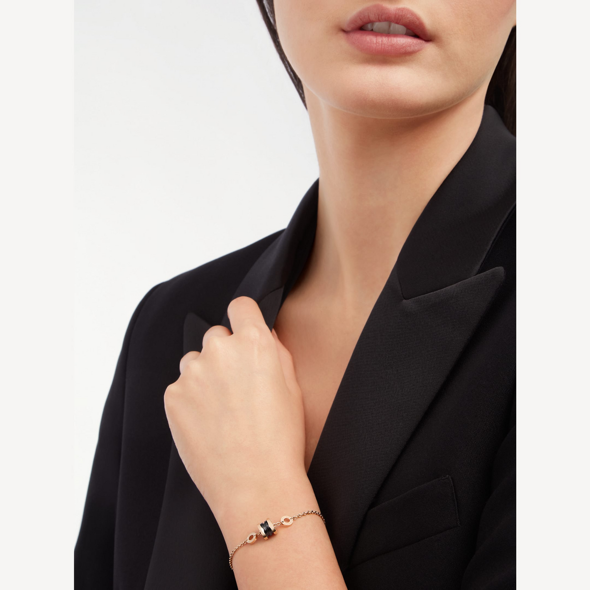 [⭐Glow Muse ]ZERO 1 SOFT PINK GOLD AND BLACK CERAMIC BRACELET