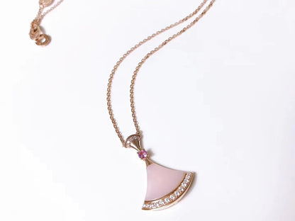 [⭐Glow Muse ]DREAM NECKLACE PINK MOP DIAMOND