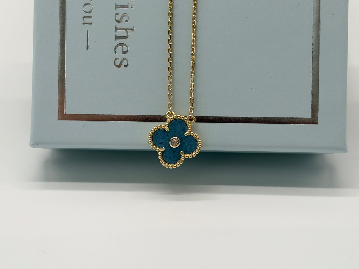 [⭐Glow Muse]Vintage Alhambra Holiday Pendant Necklace